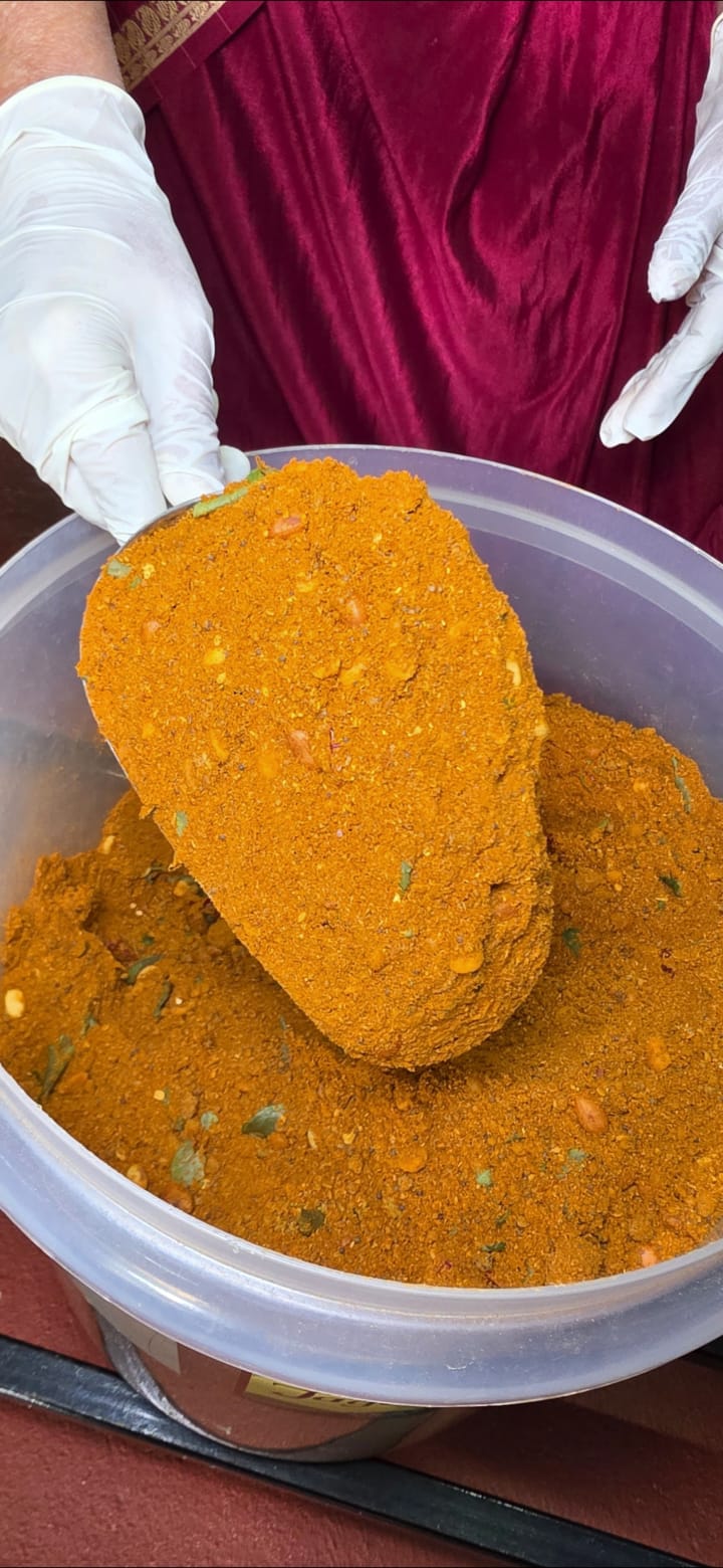 Team sealing freshly made powders